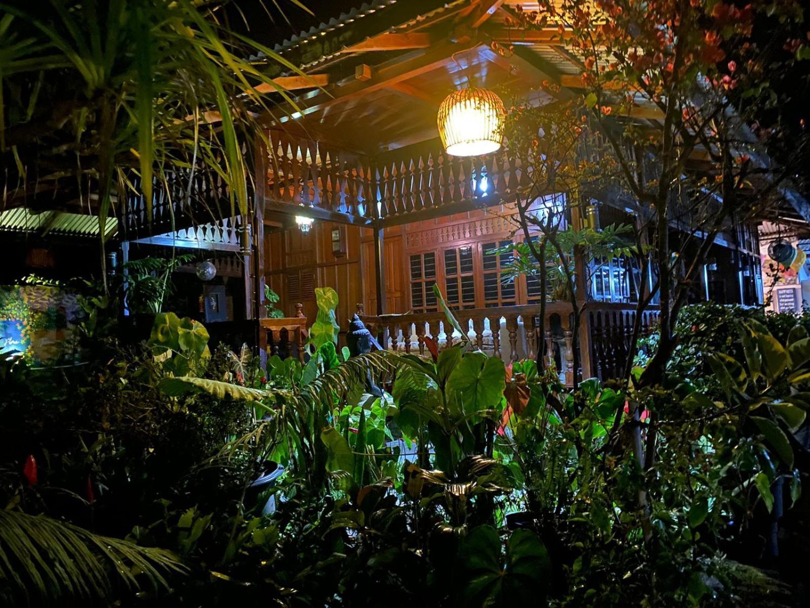 Rumah Kayu Sulawesi Antique Bedugul  Zewnętrze zdjęcie